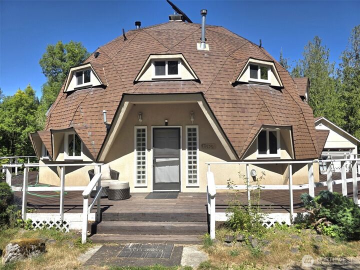 Property Photo: 17230 Jonas Hill Lane SE WA 98576