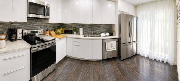 Property Photo:  6723 Via Regina 11  FL 33433 