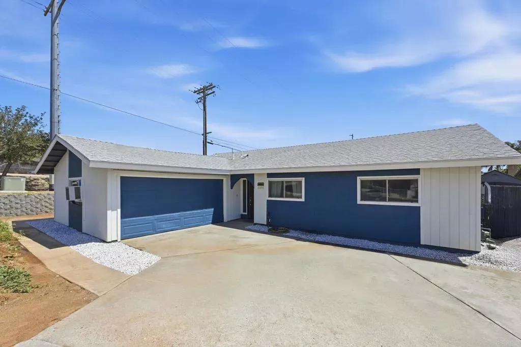 Property Photo: 2351 Stewart Place CA 92027