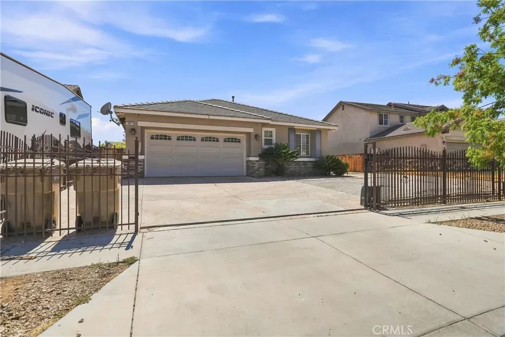 Property Photo:  13817 Coolidge  CA 92344 