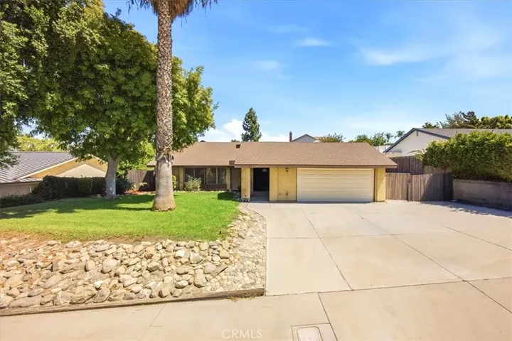 Property Photo: 6544 Rycroft CA 92506