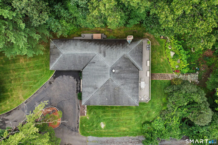 Property Photo:  148-B Putnam Park Road  CT 06801 