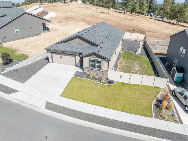 Property Photo:  8207 S Avery Rd  WA 99004 