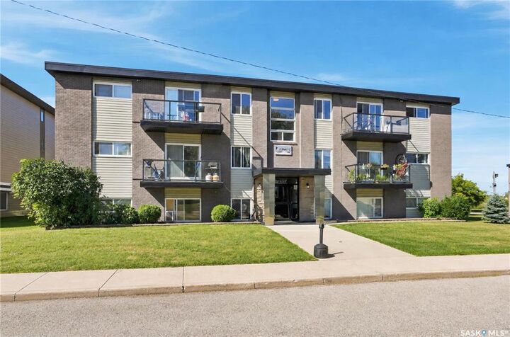 Photo de la propriété: 2112 Ste Cecilia Avenue 23 SK S7M 0P2