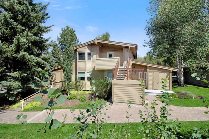 Property Photo: 3654 Upper Ranch Condo Dr ID 83353