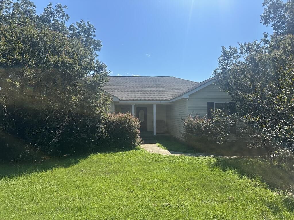 Property Photo:  1480 N Broad St  AL 36321 