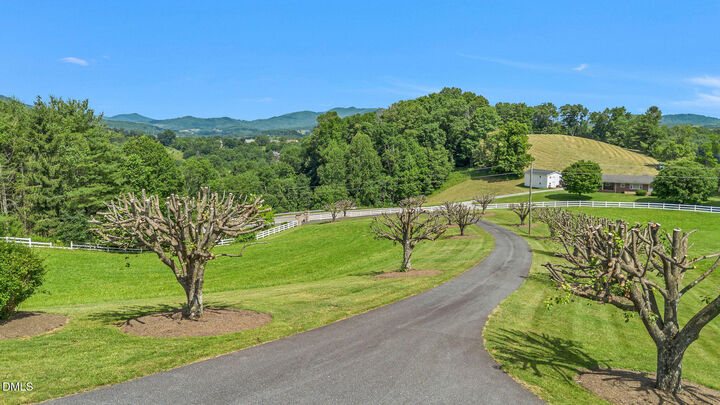 Property Photo:  450 Nc Hwy 88 E  NC 28640 