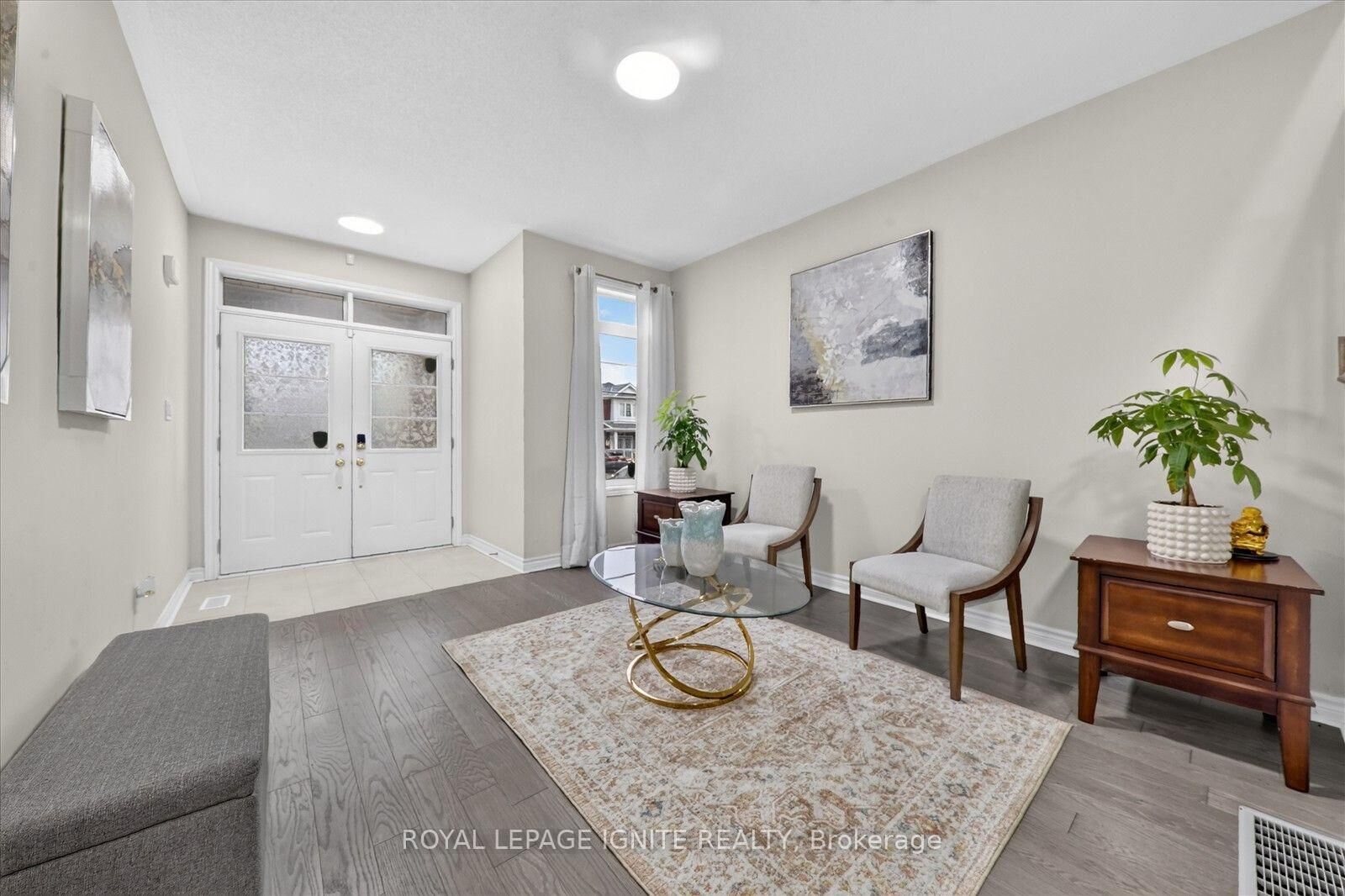 Property Photo:  1857 Fosterbrook Street  ON L1K 3G5 