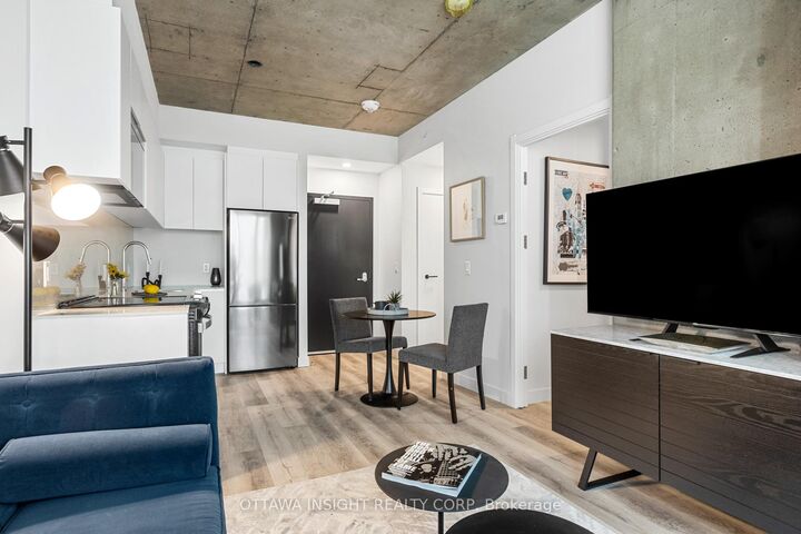 Property Photo:  2140 Baseline Road 9G-20  ON K2G 6E2 
