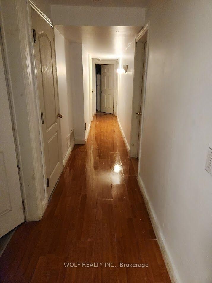 Property Photo:  4743 Apple Blossom Circle Basement  ON L5V 3C7 