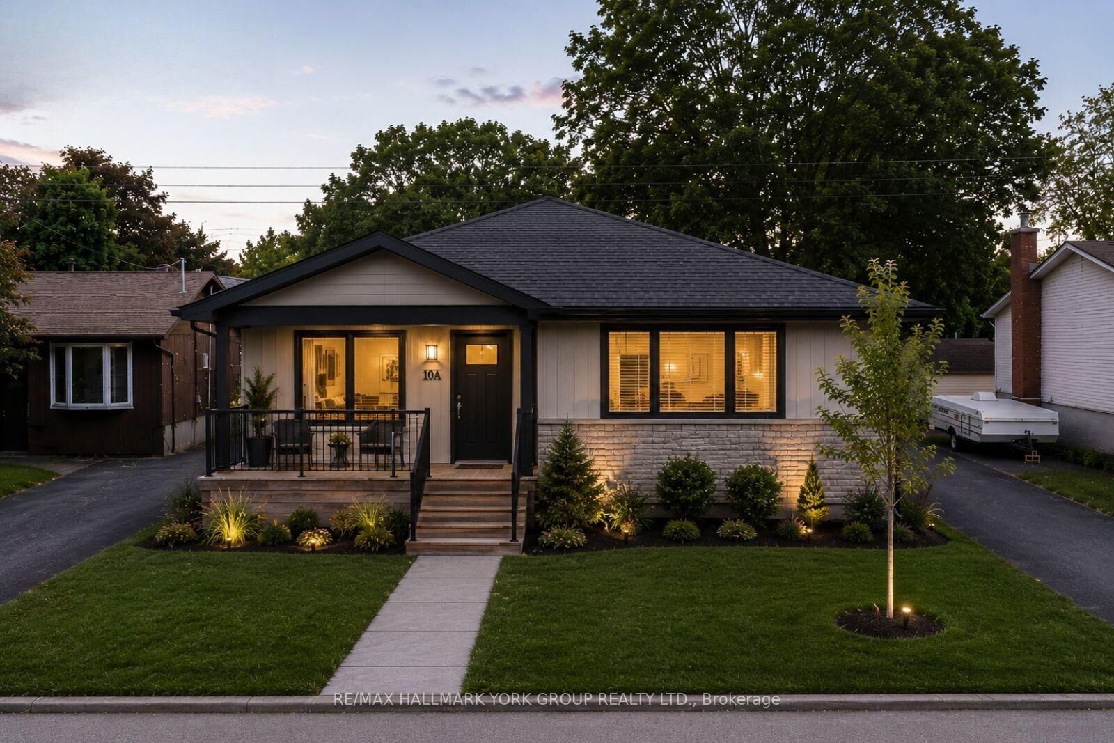 Property Photo:  10 First Street  ON L3V 4A9 
