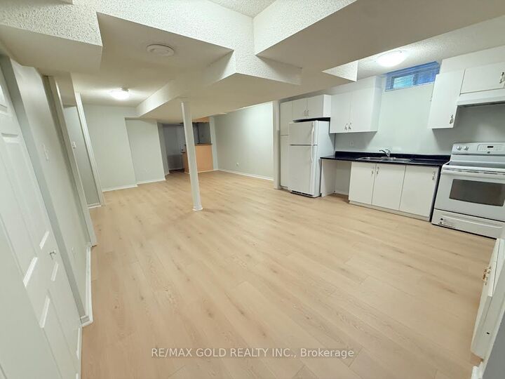 Property Photo:  5444 Razorbill Court Basement  ON L5V 2C9 
