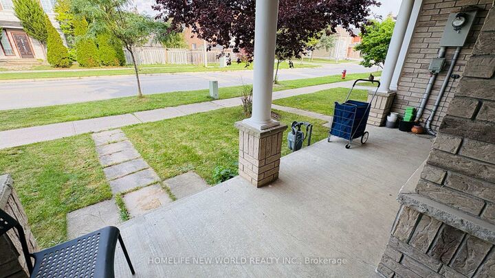 Property Photo:  94 Forestwood Street  ON L4S 2K5 