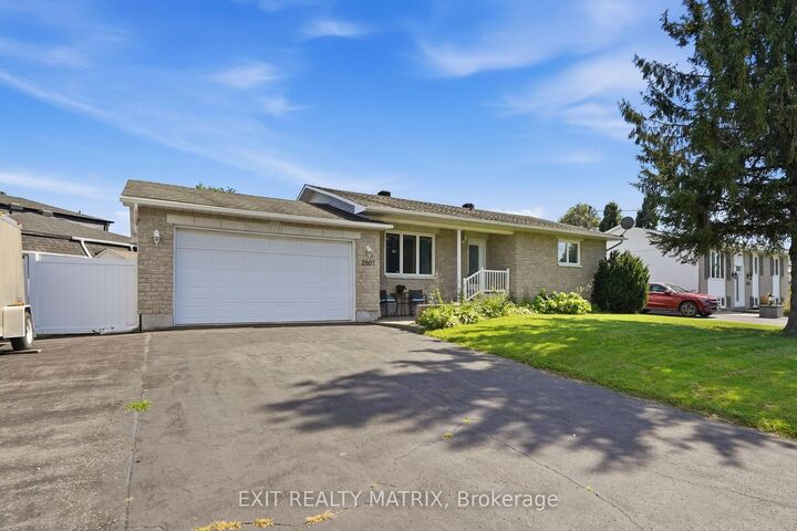 Property Photo:  2807 Leonard Street  ON K4K 1A4 