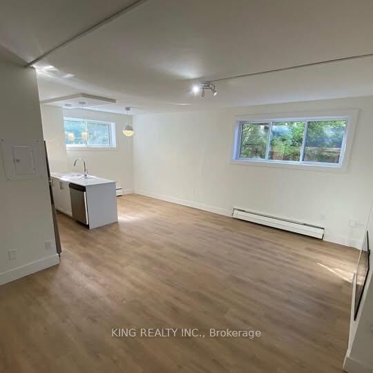 Property Photo:  894 Adelaide Street N 201  ON N5Y 2M5 
