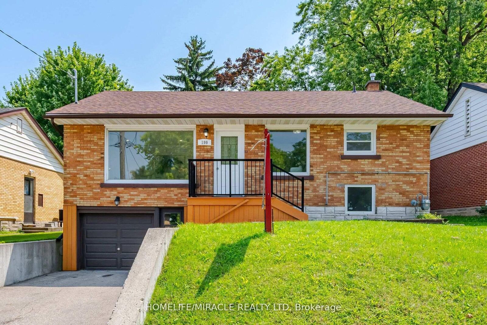 Property Photo: 199 Allen Street E Upper Level ON N2J 1J9