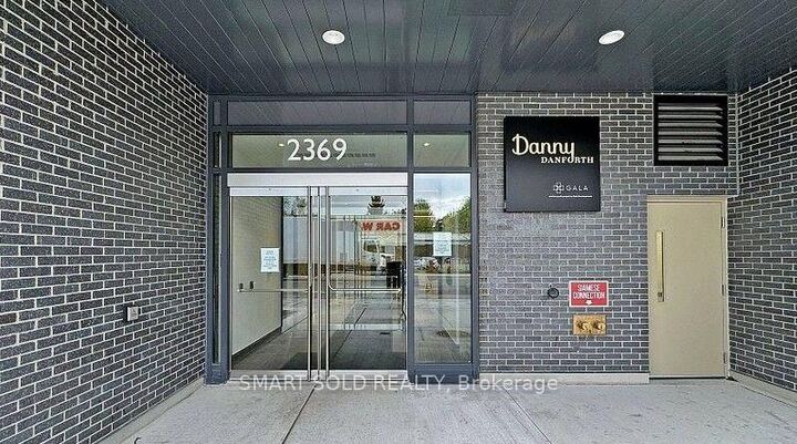 Property Photo:  2369 Danforth Avenue 704  ON M4C 0B1 