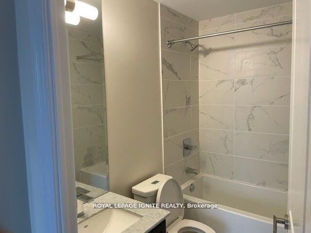 Property Photo: 9085 Jane Street 1401 ON L4K 0L8