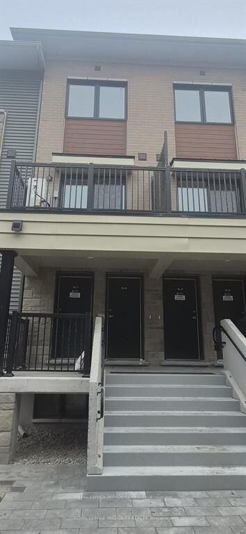 Property Photo:  401 Glenroy Gilbert Drive 8  ON K2J 7N7 