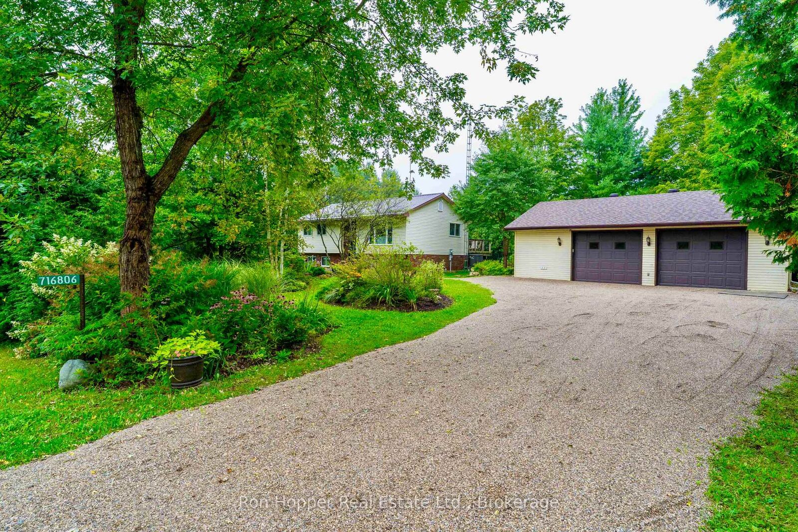 Property Photo:  716806 West Back Line  ON N0H 1R0 
