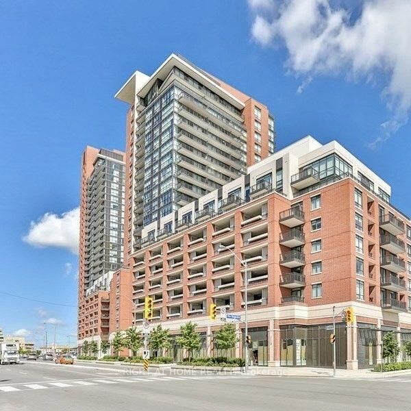 Property Photo:  800 Lawrence Avenue W  ON M6A 1C2 