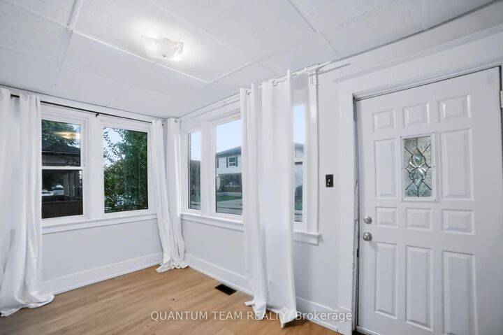 Property Photo:  18 Ormonde Avenue  ON L2M 5P2 