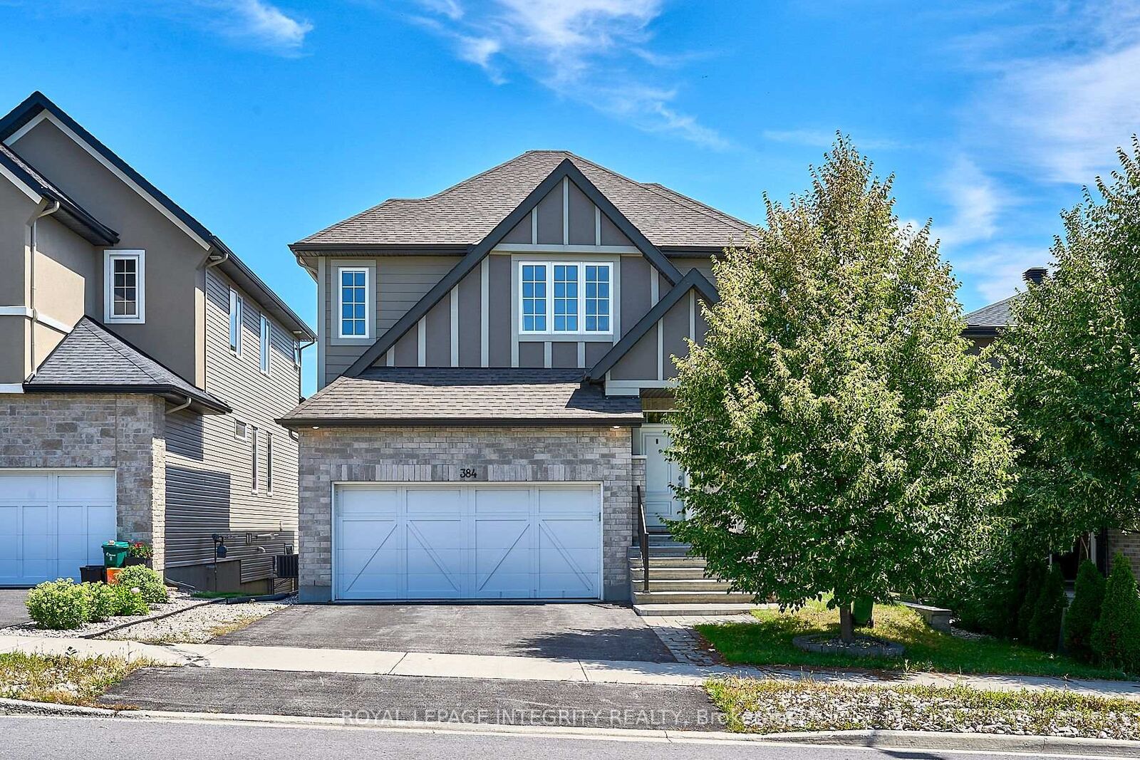 Property Photo:  384 Huntsville Drive  ON K2T 0H5 