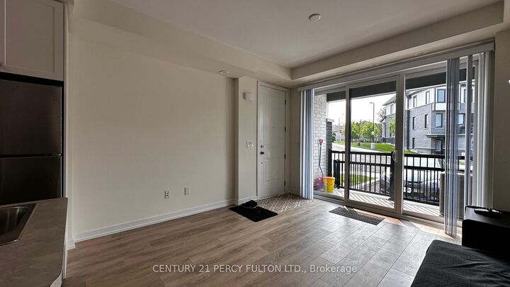 Property Photo:  160 Densmore Road 1402  ON K9A 4J9 