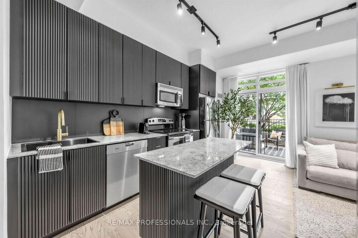 Property Photo:  155 Legion Road N 402  ON M8Y 0A7 