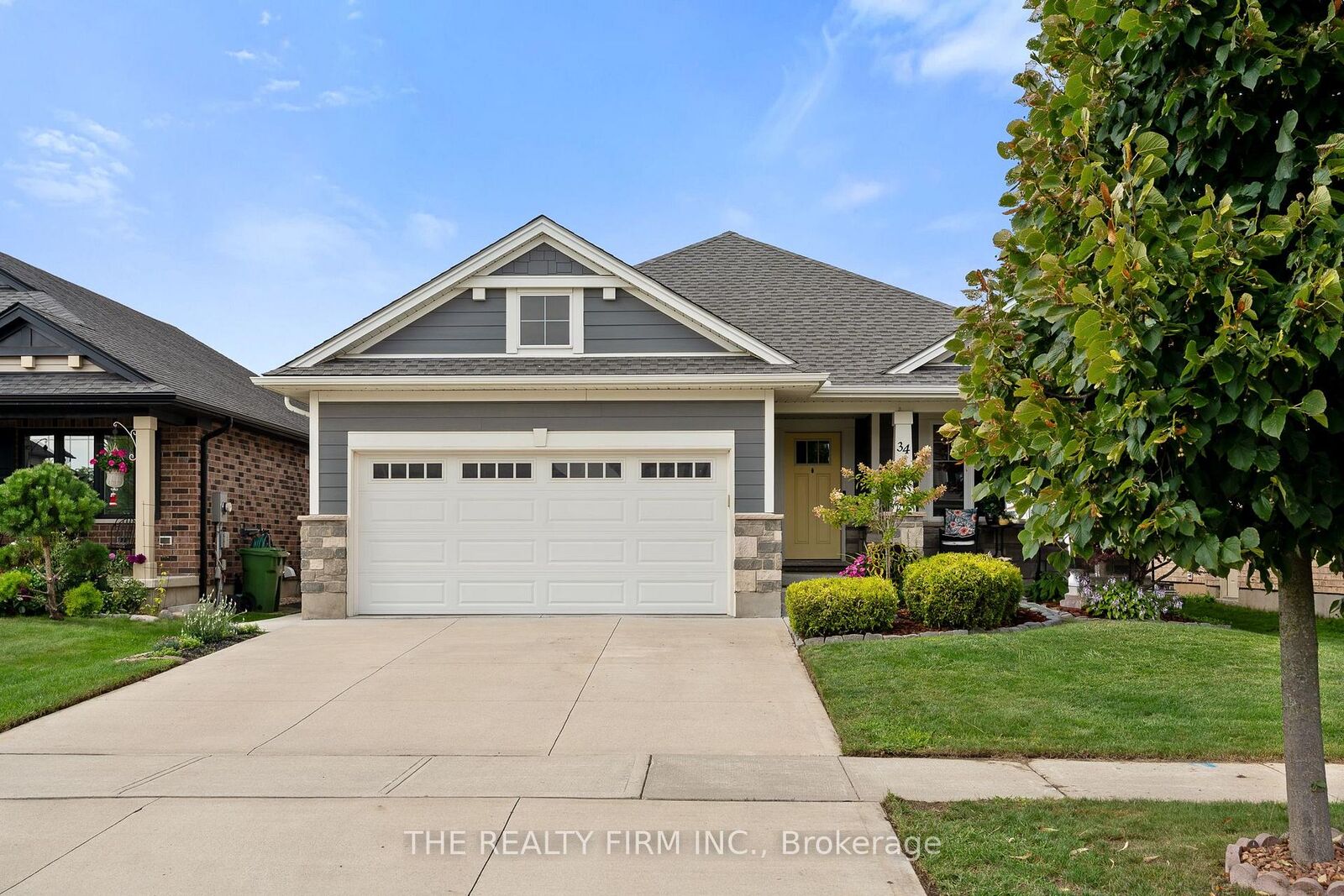 Property Photo:  34 Ashberry Place  ON N5R 0H9 