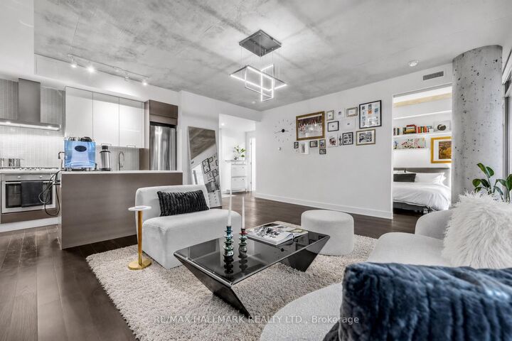 Property Photo:  90 Broadview Avenue 408  ON M4M 0A7 