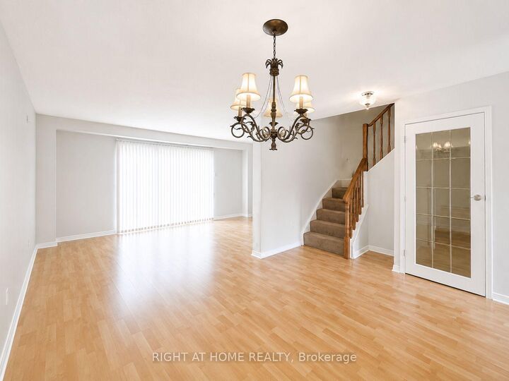 Property Photo:  580 Eyer Drive 62  ON L1W 3B7 