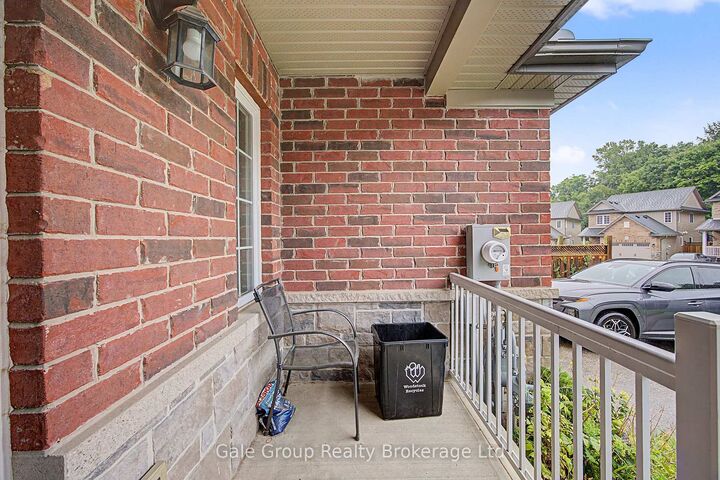 Property Photo:  717 Crawford Crescent  ON N4S 8Z5 