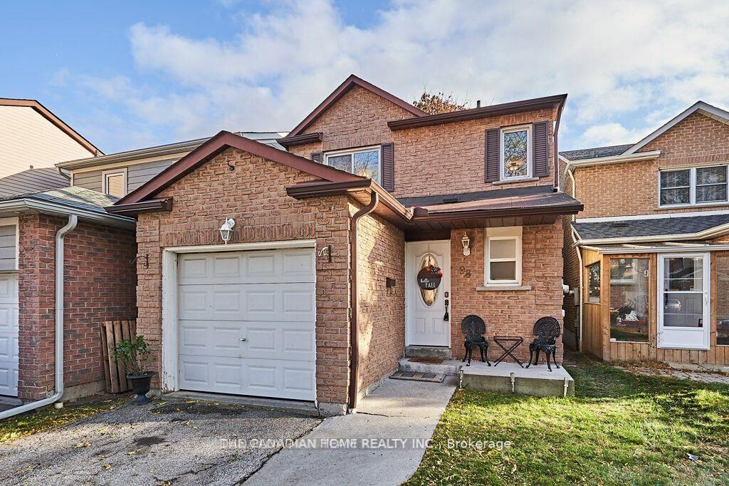 Property Photo:  98 Greenfield Crescent  ON L1N 7G3 