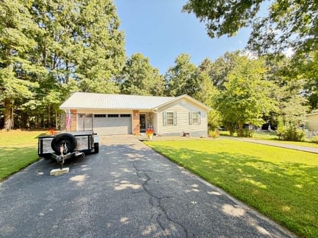Property Photo: 64 Pear Cir TN 38555