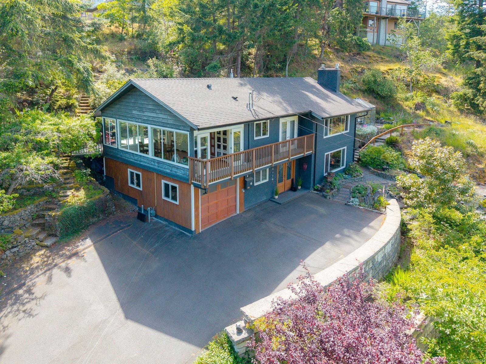 Property Photo: 3583 Hammond Bay Rd BC V9T 1E8