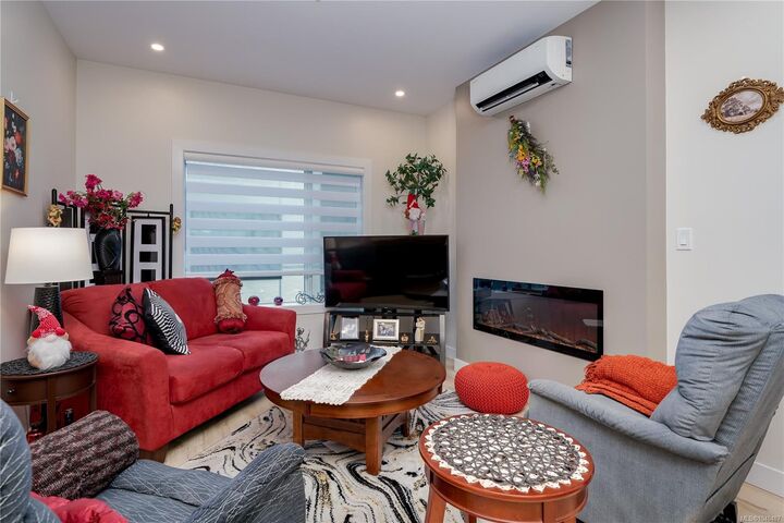 Property Photo:  918 Jenkins Ave #303  BC V9B 2N7 