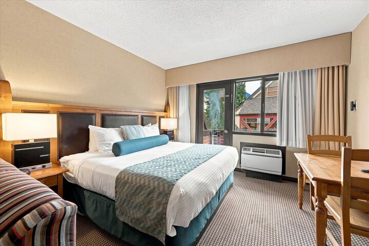 Property Photo:  4220 Gateway Drive 126  BC V8E 0Z7 