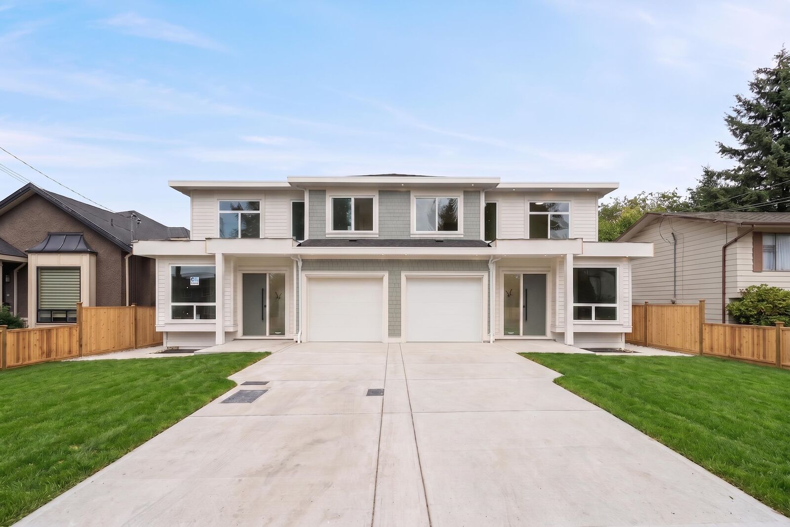 Photo de la propriété:  11365 86 Avenue 2  BC V4C 2X1 