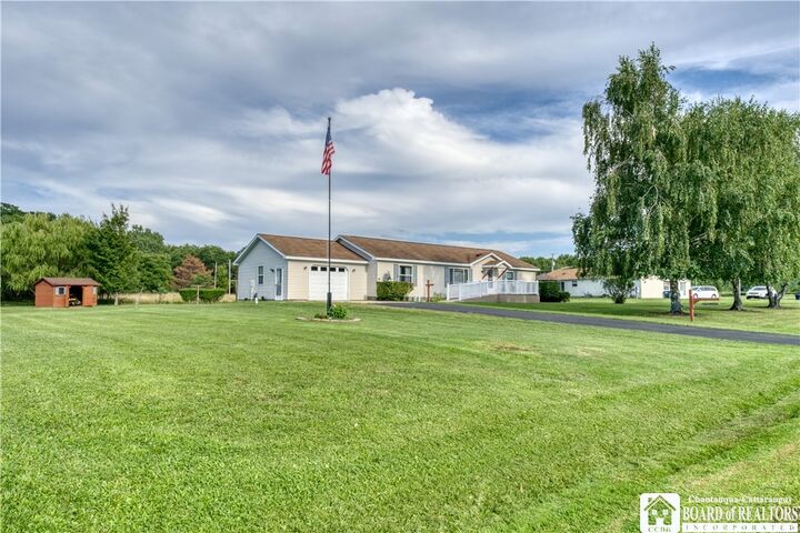 Property Photo:  10 Haywood Drive  NY 14716 