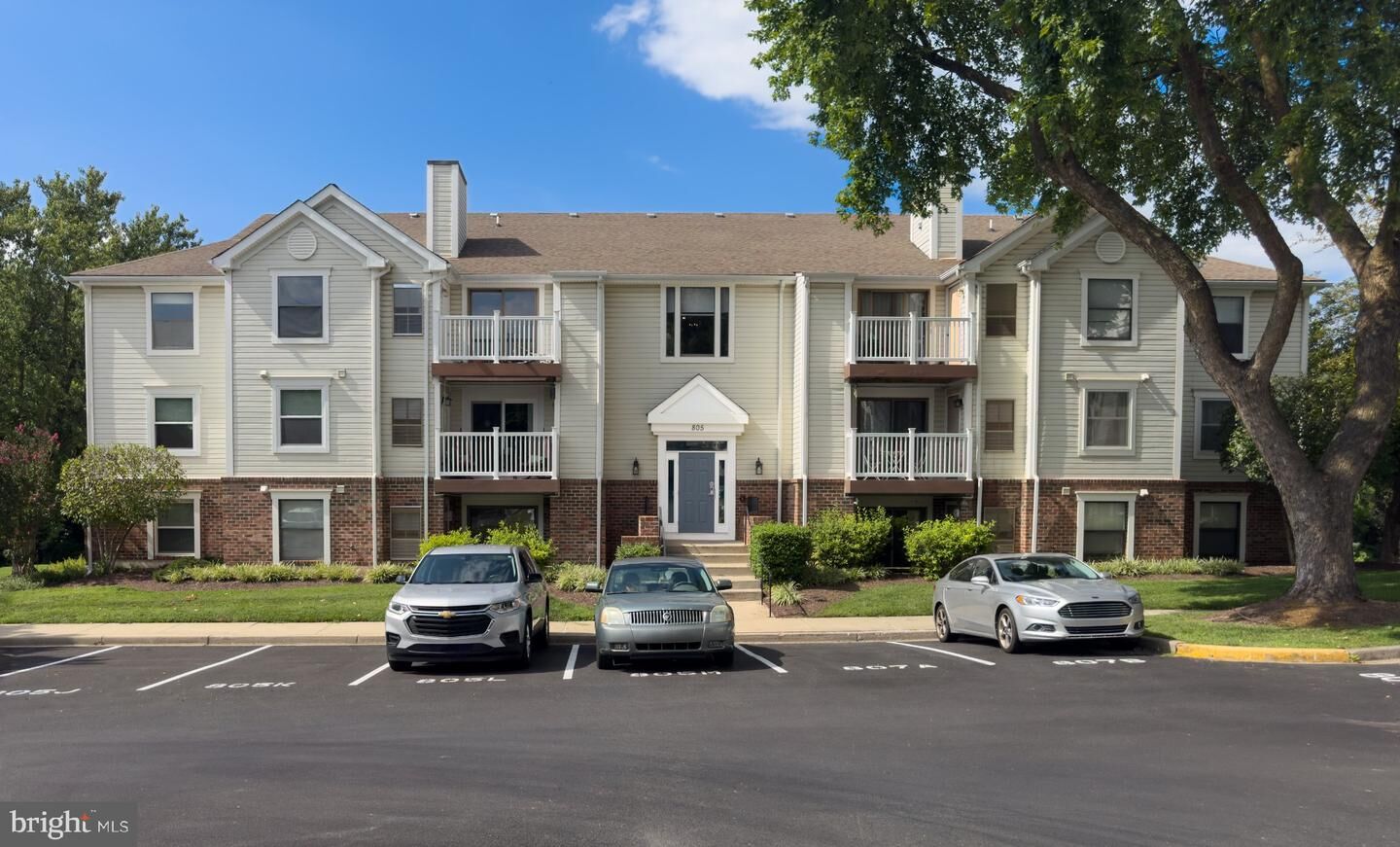 Property Photo:  805 M Stratford Way 1200M  MD 21701 