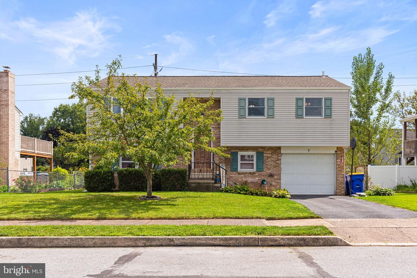 Property Photo:  7 Sherwood Drive  PA 17055 