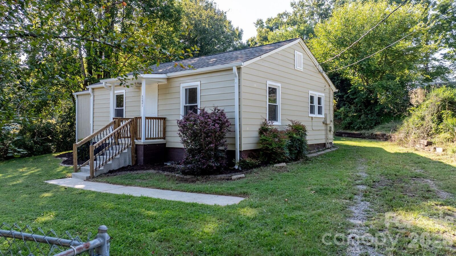 Property Photo: 3221 1st Avenue Drive SE NC 28613
