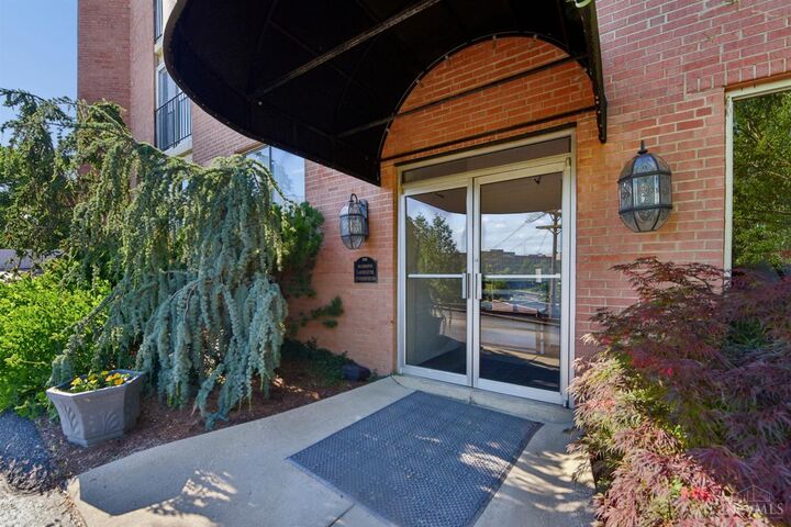 Property Photo:  880 Rue De La Paix  OH 45220 