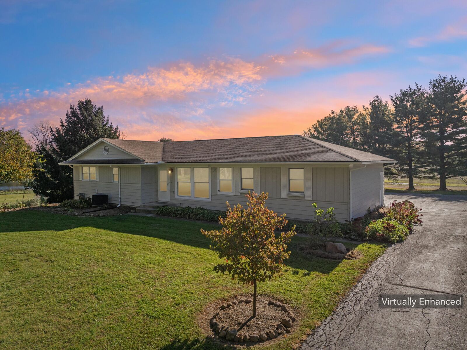 Property Photo: 8117 Johnstown Utica Road OH 43031