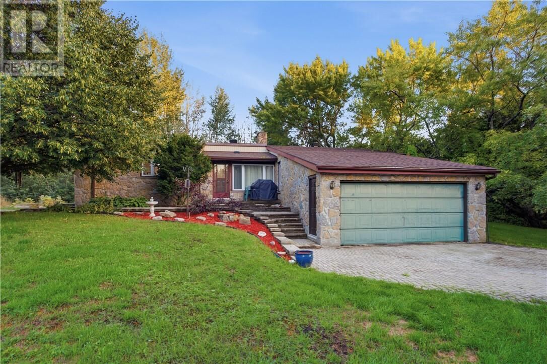 Property Photo:  2124 Salo Road  ON P3E 4M9 