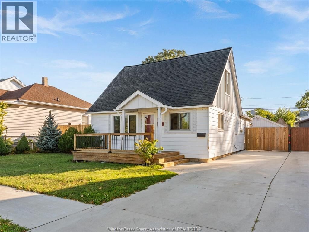 Property Photo: 1540 St. Luke Road ON N8Y 3N3