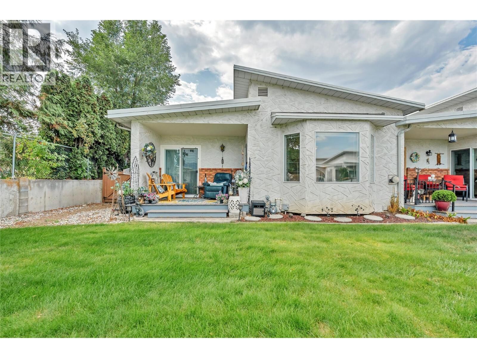 Property Photo:  11222 Quinpool Road 1  BC V0H 1Z5 
