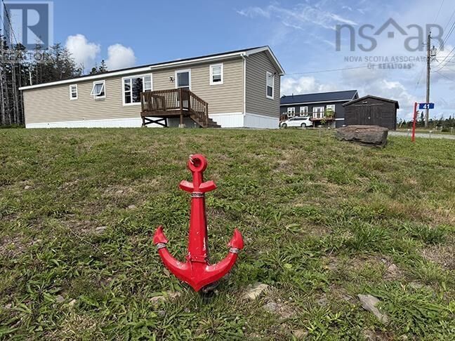 Property Photo: 41 Northside Drive 8 NS B0E 3B0