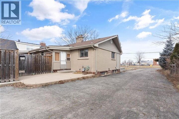 Property Photo:  298 Barton Street  ON L8E 2K6 